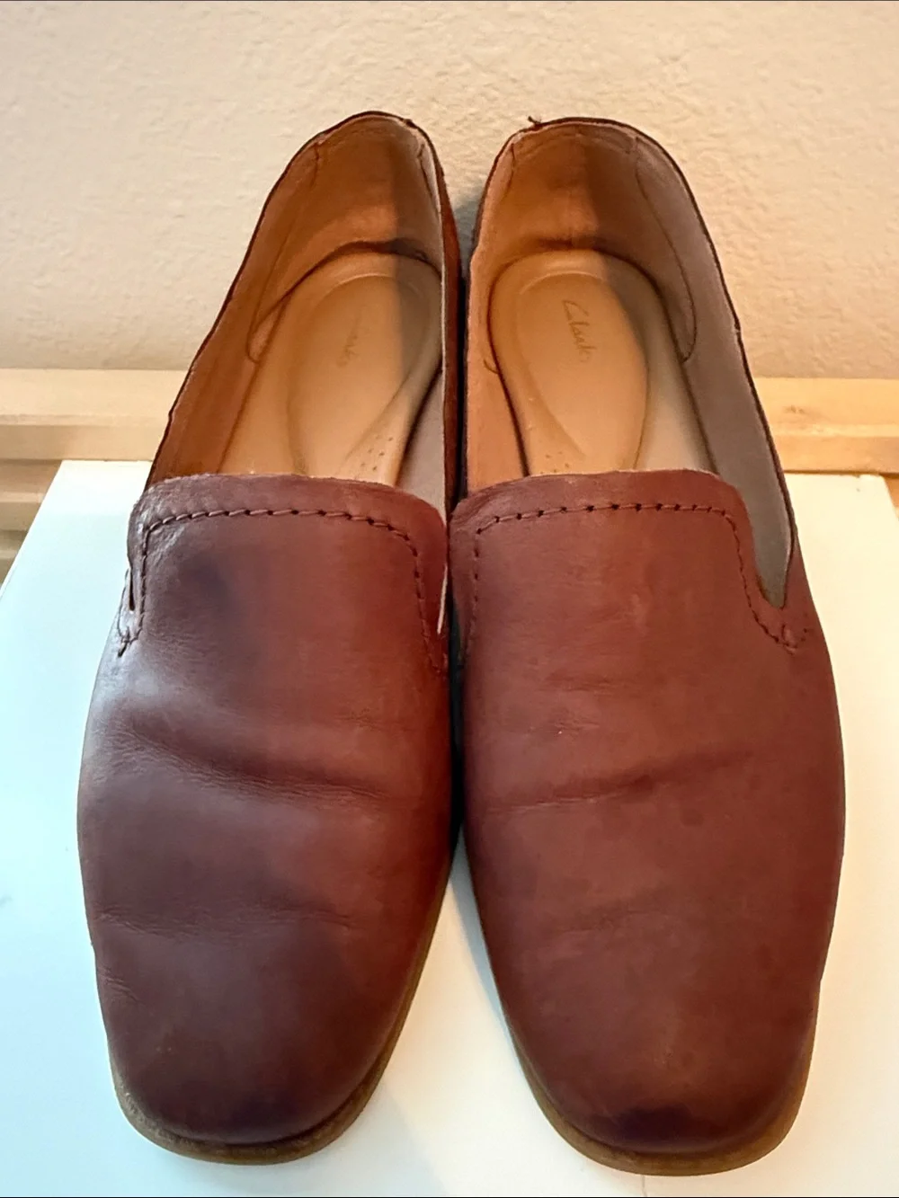 Clarks Chestnut Brown Suede Leather Slip-On Loafers 9 wide